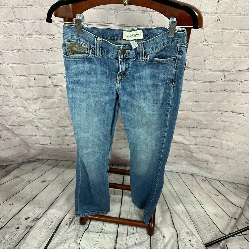 ladies abercrombie size 2 Jeans